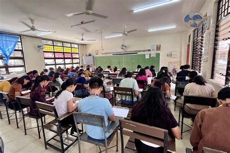 CHED: Holding online college entrance exams 'problematic'; .